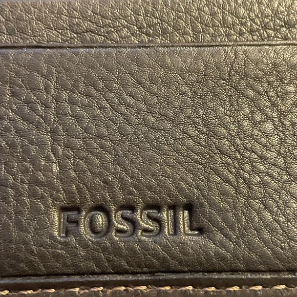 Fossil men wallet 11.4 cm L x 1.9 cm W x 8.9 cm H Lufkin Bifold leather Brown - Picture 1 of 7